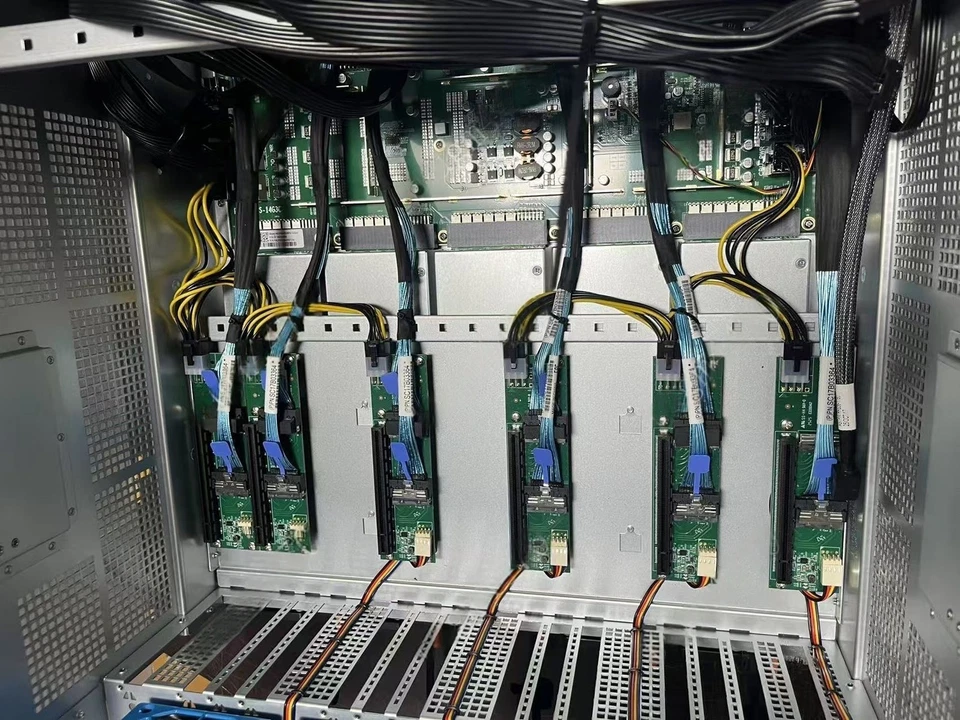 ASRock RACK GENOA2D24G-2L 6U 8GPU PCIe 5.0 X16 Bandwidth Server- - Image 2 of 4