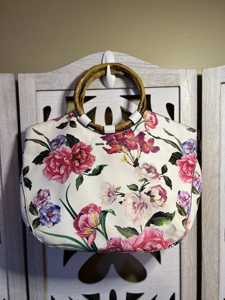 Bolsa Dana Buchman branca com estampa de flores bambu Handel - Imagem 2 de 4