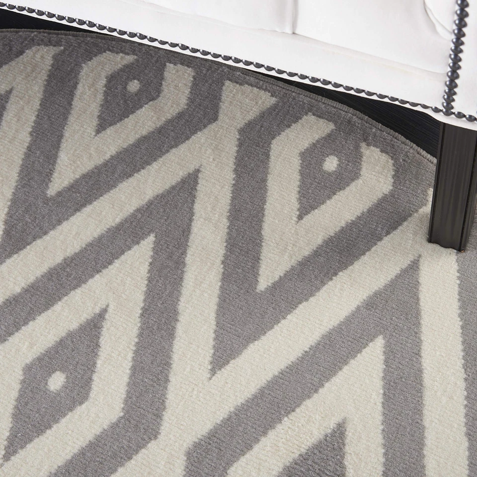 Home Grafix Geométrico Blanco/Gris 5'3" x Área Redonda -Alfombra, Fácil -Limpieza, No... Foto 2 de 4