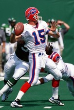 Todd Collins Buffalo Bills drops back to pass v the New York Jets - Old Photo 2
