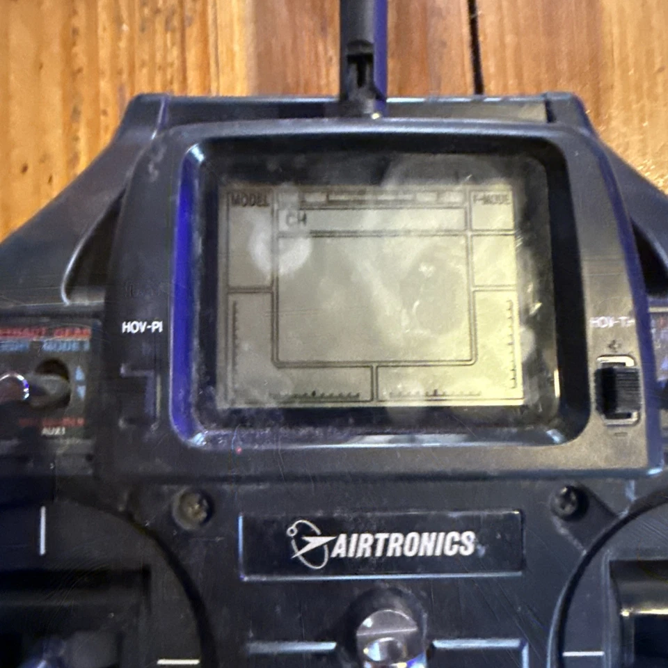 Transmisor de control remoto Airtronics RDS8000 2,4 GHz FHSS Foto 3 de 3