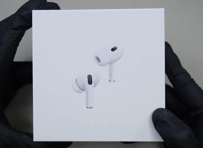 Apple AirPods Pro 2nd Generation Wireless Ear Buds USB-C Charging SEALED 