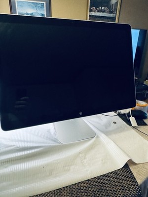 Apple Thunderbolt Display A1407 27in Silver LCD 2560x1440 USB Hub Camera