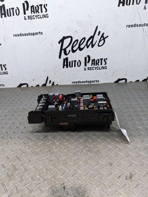 Chassis ECM Supply Power Distribution Center Fits 16-18 CHEROKEE 1165432