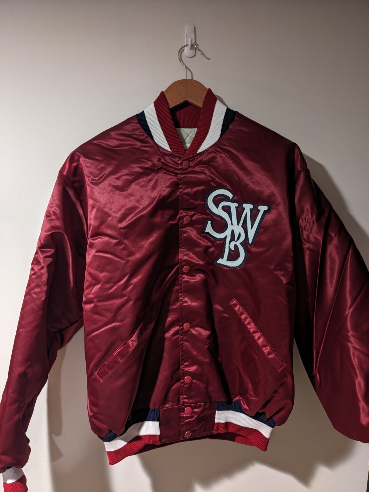 Picture 1 of 5