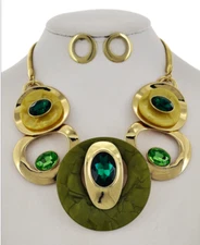 Green and Gold Circle Linked Necklace Set