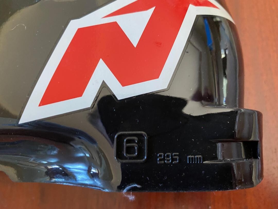 【ノルディカ】DOBERMANN WORLD CUP 150 Nordica Dobermann World Cup 150 Ski Boots Size 25, UK 6, US