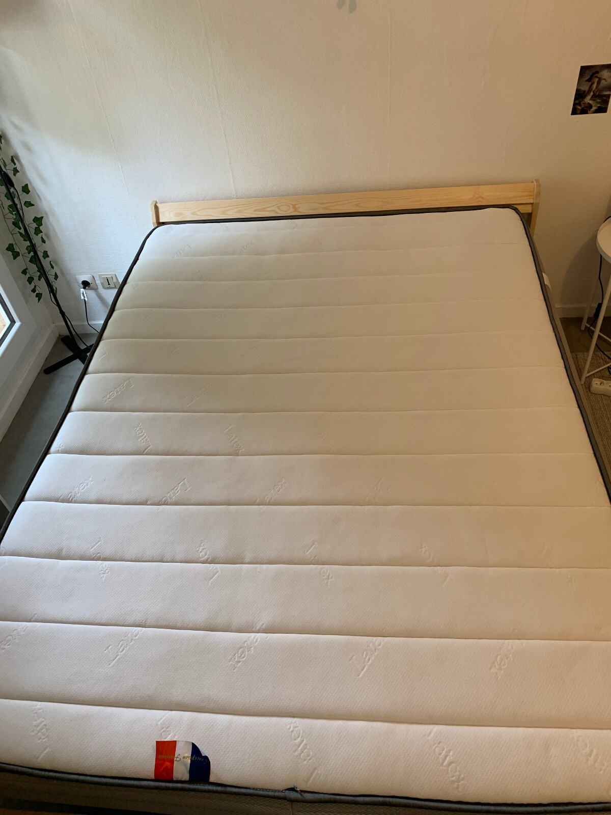 Ensemble matelas sommier et cadre de lit orthopédique anti-acarien avec sommier tapissier