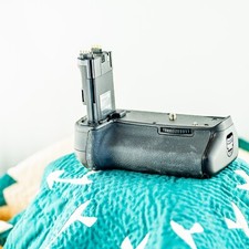 Multi-power After Market Battery Grip for Canon 6D
