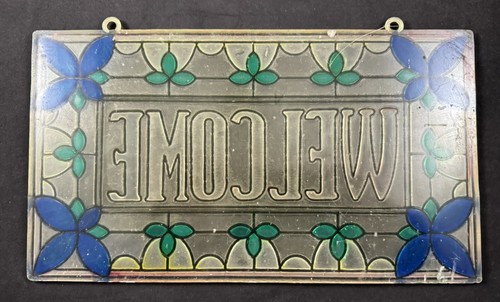 Vintage Welcome Plastic Window Wall Hanging Sign - Picture 2 of 2