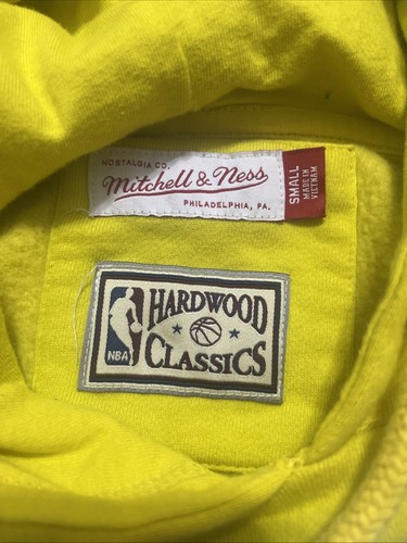 Boston Celtics Sweatshirt Mens Small Green Yellow Hoodie Throwback Mitchell Ness - Picture 3 of 8