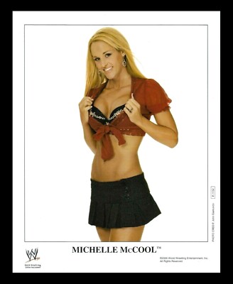 WWE MICHELLE MCCOOL P-1132 OFFICIAL LICENSED ORIGINAL 8X10 PROMO PHOTO RARE