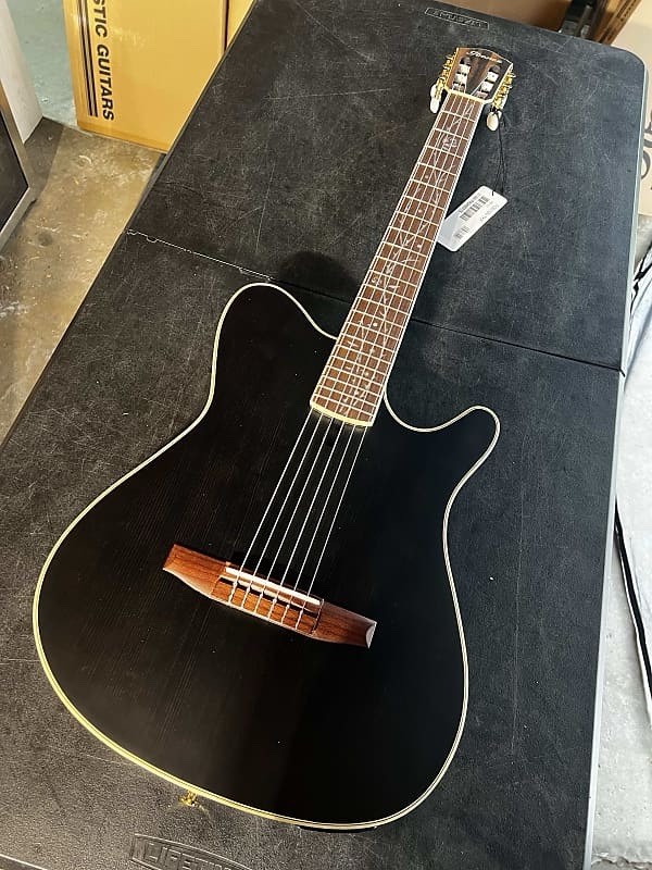 Ibanez TOD10N Tim Henson Signature Nylon Acoustic-Electric Guitar