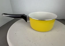 VTG MCM Sears & Roebuck Co. Yellow Enamel Metal 1 Qt Sauce Pan W/ Lid EUC Kitsch