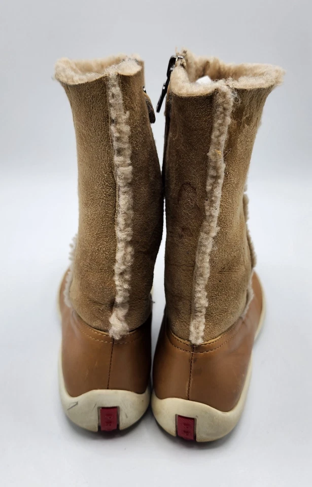 Botas Prada Girl’s de camurça/couro tamanho 13 EUA/31 UE usadas - Imagem 4 de 4