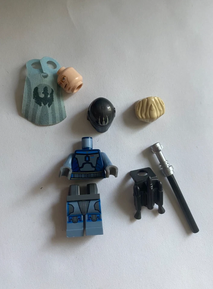 LEGO® Minifigure Star Wars Pre Vizsla with Cape 9525 Mandalorian Fighter - sw0416 - Image 2 of 3