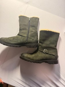 Green Uggs | eBay display picture 2