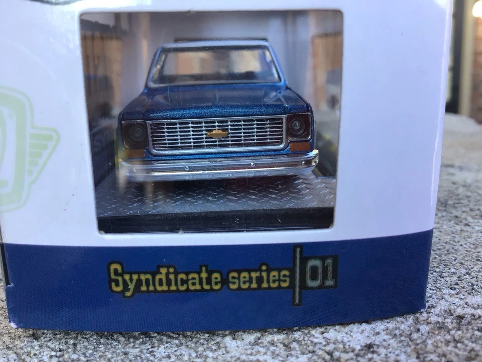 1:64 M2 Machines 1974 Chevrolet Cheyenne Super 10 Syndicate WMTS 11 🔥 - Image 4 of 4