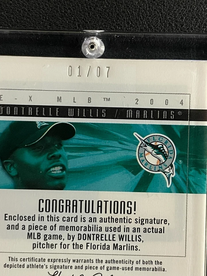 2004 Fleer E-X Clearly Authentics Dontrelle Willis 布贴亲笔签名 # 1/7 马林鱼队 — 第 4/4 张图片