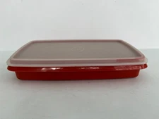Tupperware #816 Bacon Keeper/Deli Meat/ Cheese Keeper - Paprika Red w/Lid #817