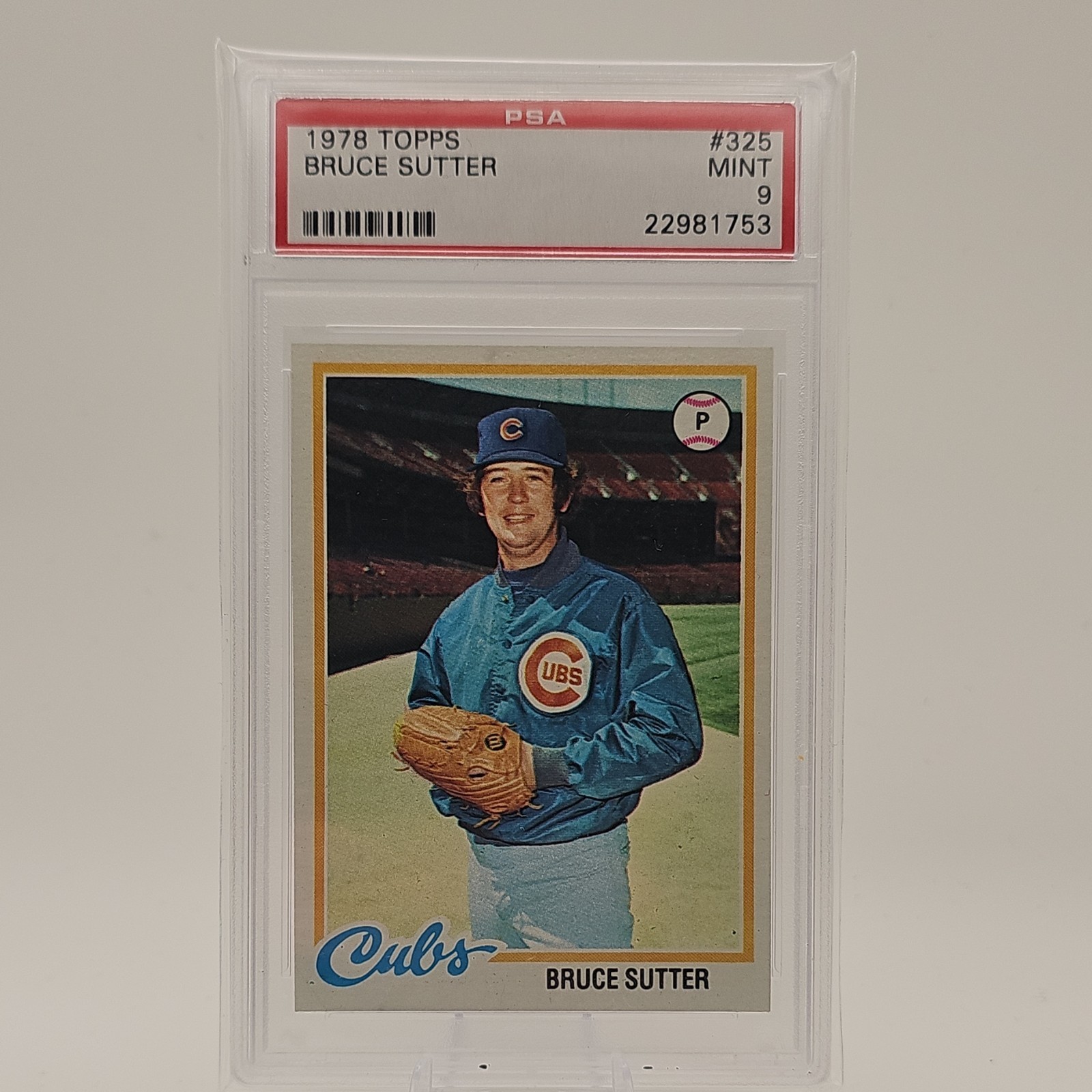 Topps 1978 Bruce Sutter #325 Base Set PSA 9 Chicago Cubs MLB Baseball Card