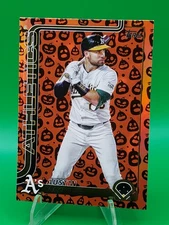 2025 Topps Update Series  Austin Wynns  Holiday Foil Jack-o-lantern 