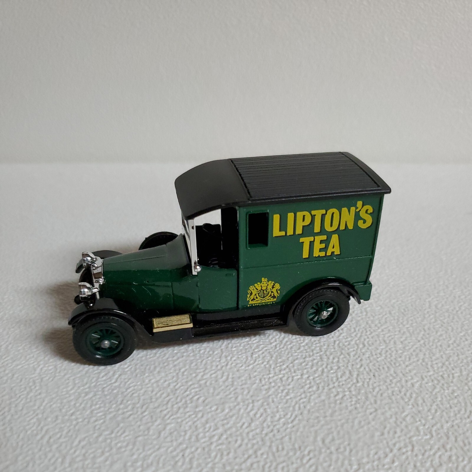 Picture 3 of 12