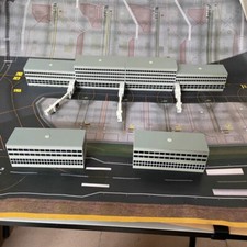 Scale Airport Terminal Building Air Bridge DI...