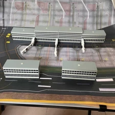 Scale Airport Terminal Building Air Bridge DIY 1:400 Model Scene Toy Gift NEW