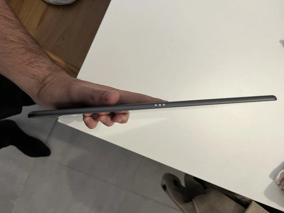 Apple iPad Air (3rd generation) · 256GB · Wi-Fi, photo 3 sur 5