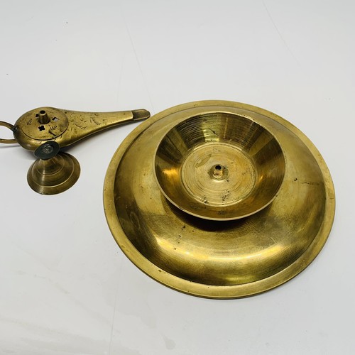 Antique Genie Handle Brass Lamp/Incense Burner - Rare Find from India - Picture 8 of 10