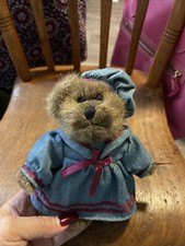 Russ Berrie Teddy Bear - Vintage Collection- Penelope. NWOT
