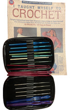 18 Crochet Hooks In New Storage Case 16 Project 33 Page Instructional Book Boye