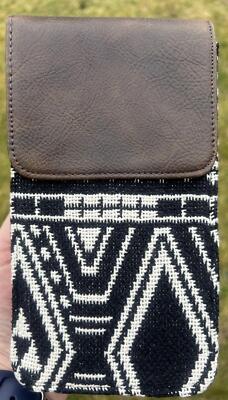 thirty-one gifts Call Me Crossbody Rio Weave Purse 4 x 8 x .75''