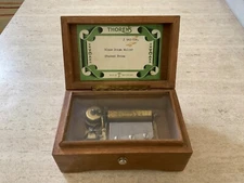 THORENS Music Box Switzerland 2 Tunes Student Prinz, Blaue Donau Walzer, J942726