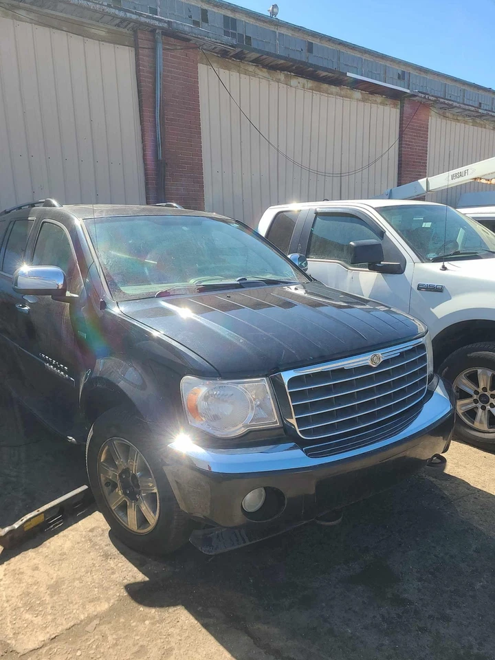 07-09 ASPEN DURANGO DRIVERS PINZA TRASERA IZQUIERDA 4,7 L OEM Foto 3 de 4