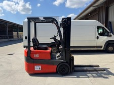 Toyota FBESF15 Electric 3 Wheels Forklift - 1.5 tons -3 meters  - Very Low Hours