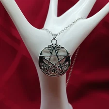 CELTIC KNOTWORK CRESCENT MOON PENTAGRAM PENDANT WICCAN PAGAN NECKLACE 