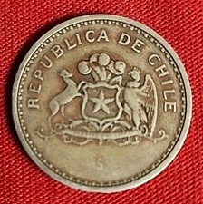 Vintage Coin From Chile 100 Pesos ISSUED 1985 Free Shipping  E2