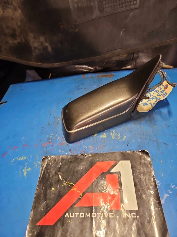 86-93 CADILLAC DeVILLE Foto 4 de 4