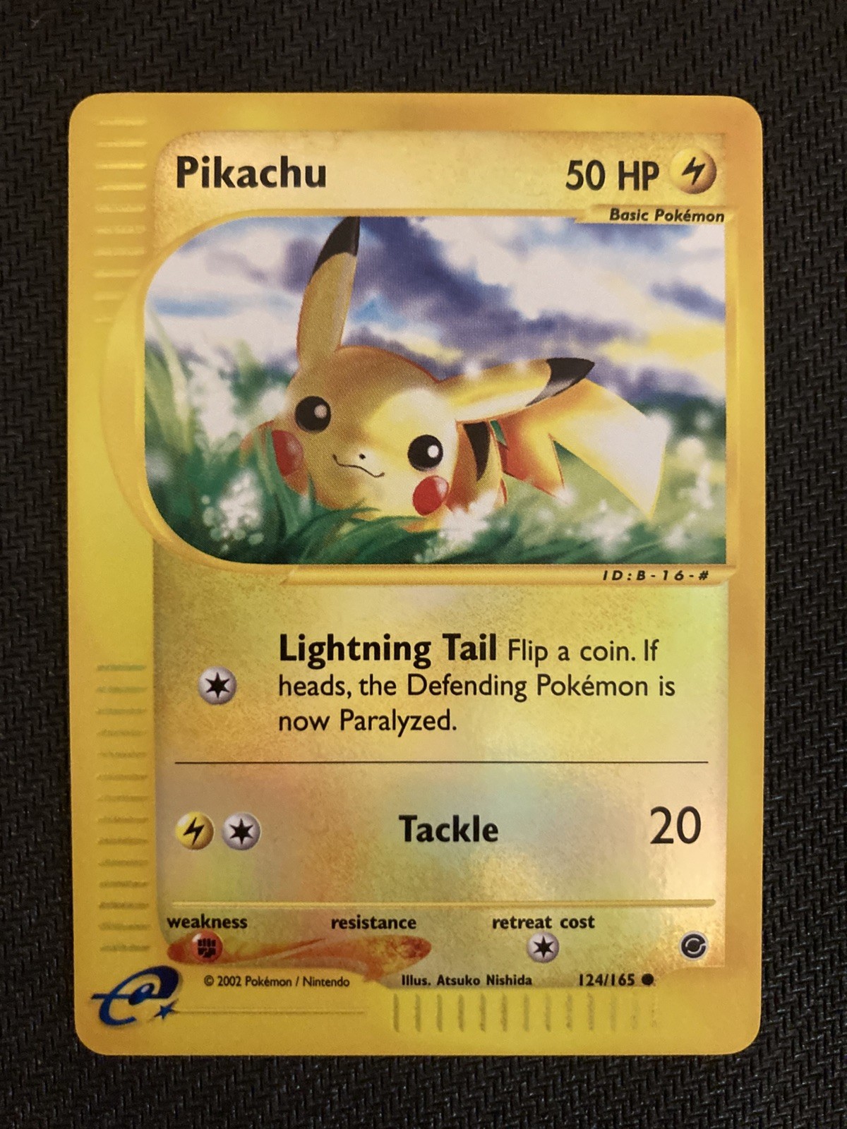 Pokemon Pikachu 124/165 Expedition Base Set Reverse Holo WOTC Near Mint-