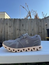 Women s OnCloud Running Shoes Size 7.5