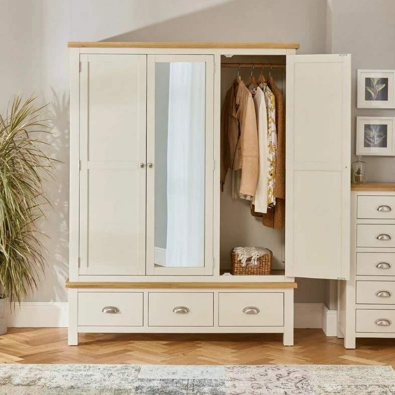 Cream wardrobe with mirror deals
