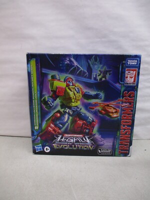 2023 Transformers Legacy Evolution Hot Shot and Jolt