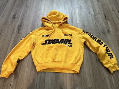 Justin Bieber Stadium Tour Hoodie Yellow H&M Divided Sweatshirt