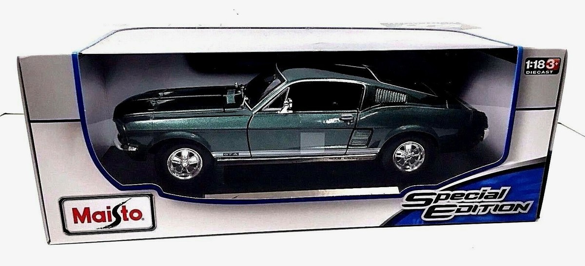 Maisto 1967 Ford Mustang GTA Fastback Metallic Green 1:18 Metal