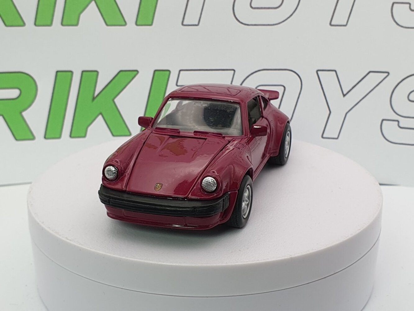 Porsche 911 Turbo Welly 1/35 Purple