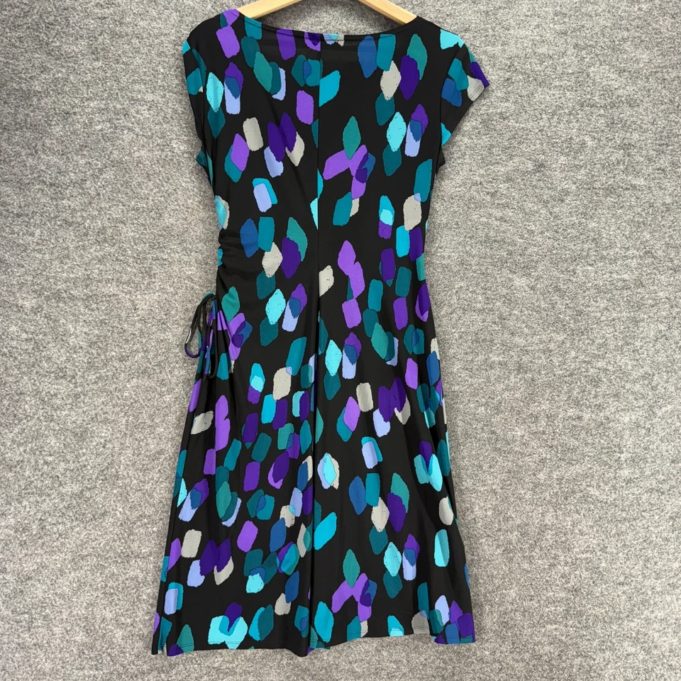 Vestido Jones Wear Mujer 6 Negro Funda Geométrica Midi Cuello en V Manga Corta Informal Foto 2 de 4