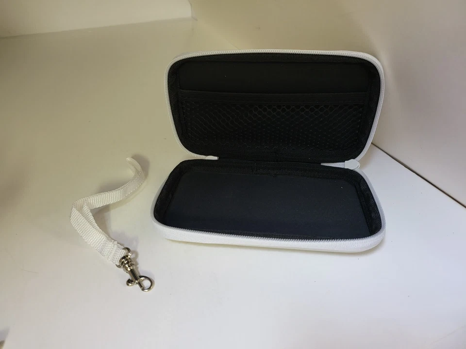 10X WHOLESALE LOT of NEW White Hard Travel Bag Carrying Cases for PSP GO - Image 4 of 4