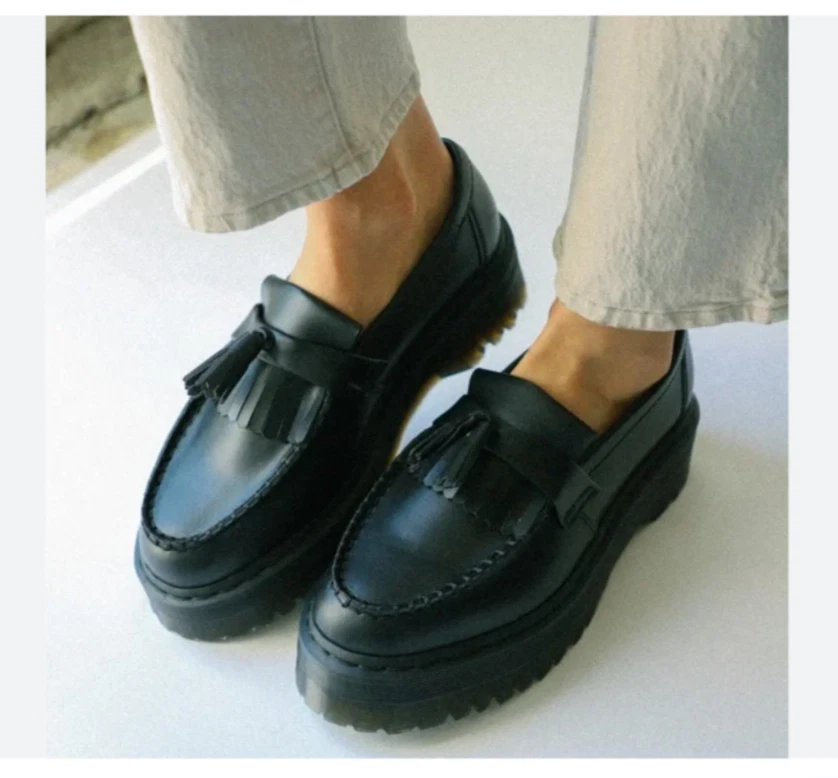 DR. MARTENS ADRIAN QUAD Felix V KILTIE BLACK MONO LOAFERS MSRP$190 CHIC Stylish
Opens in a new windo